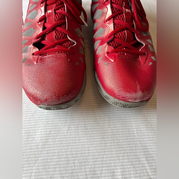 Jordan CP3.VI Gym Red/Black-Cement Grey - Picture 3 of 16